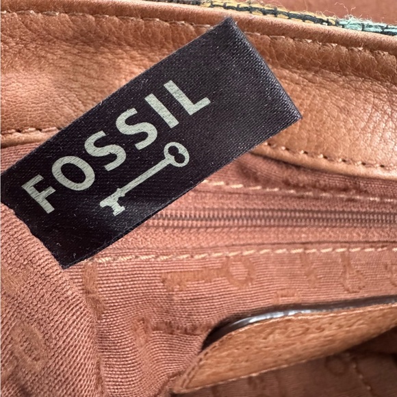 Fossil Boho Tapestry Maddox Distressed Crossbody Bag Satchel Briefcase Saddlebag - Picture 16 of 16